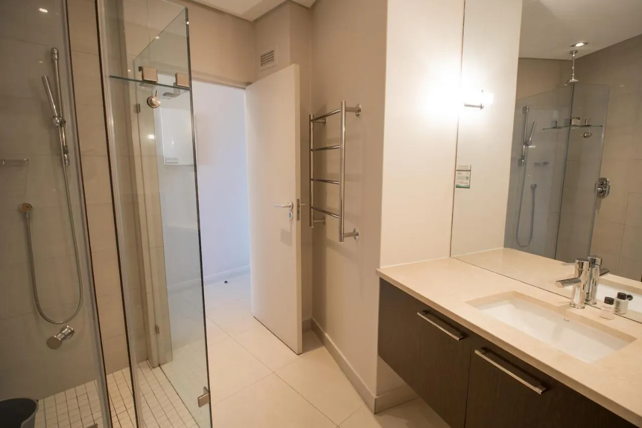 Camps Bay Studio Apartment - The Crystal Cape Town South Africa